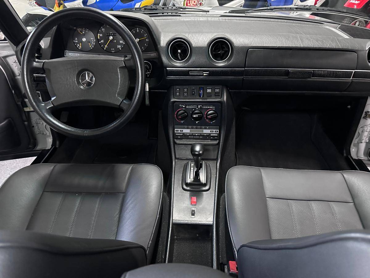 mercedes-benz-w123-1982-diesel-2998cc