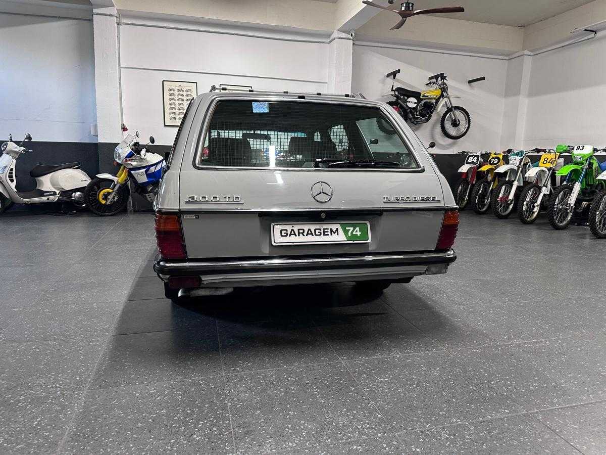 mercedes-benz-w123-1982-diesel-2998cc