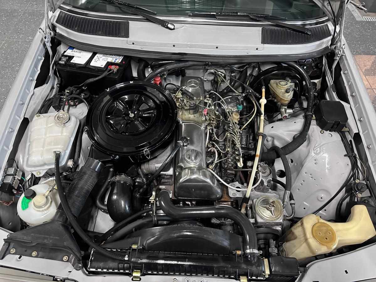 mercedes-benz-w123-1982-diesel-2998cc