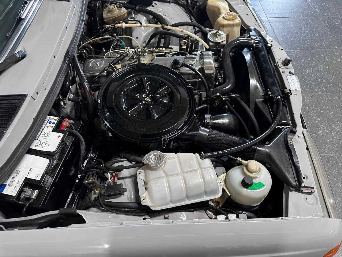mercedes-benz-w123-1982-diesel-2998cc