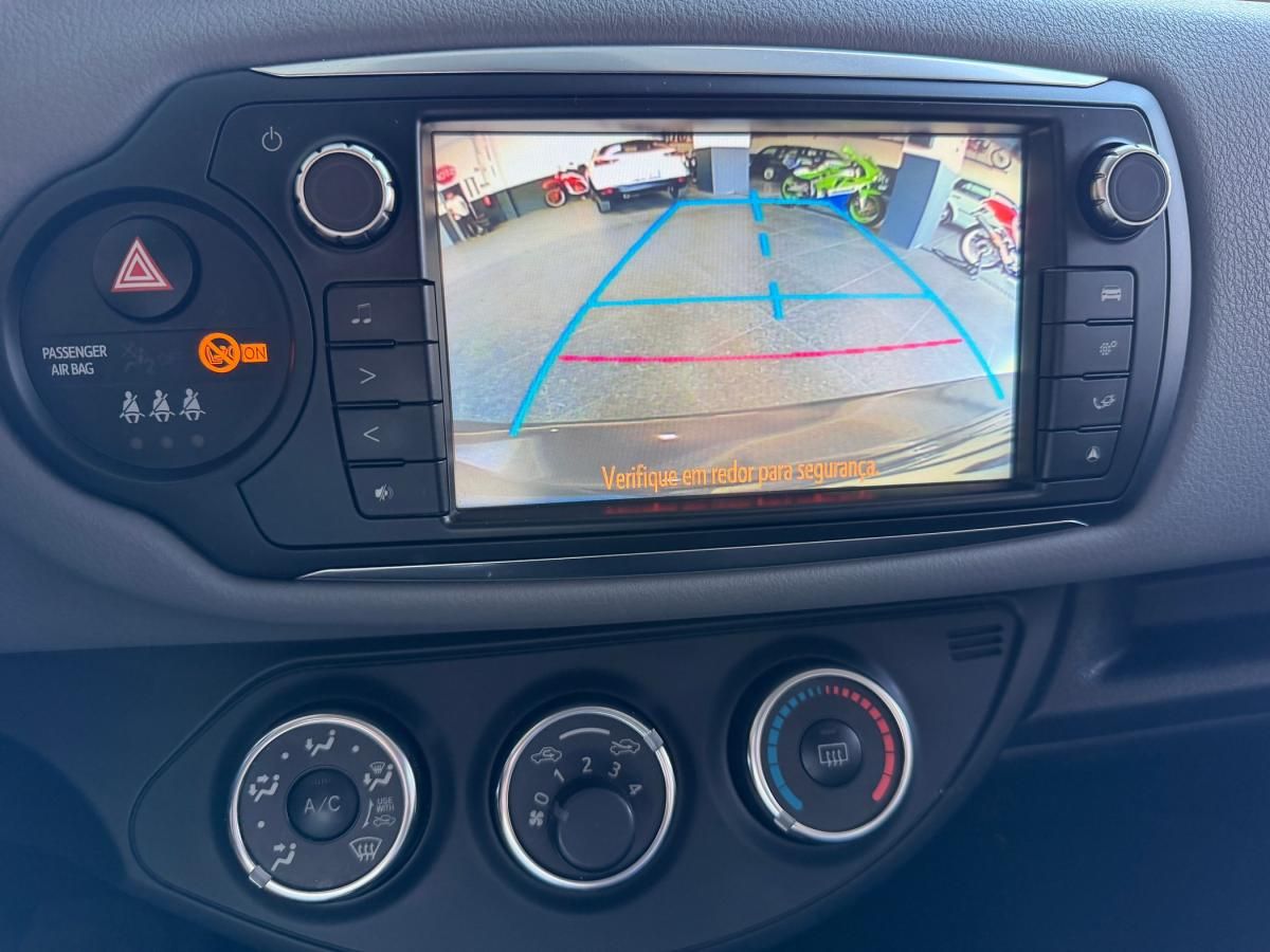 toyota-yaris-2014-gasolina-1329cc