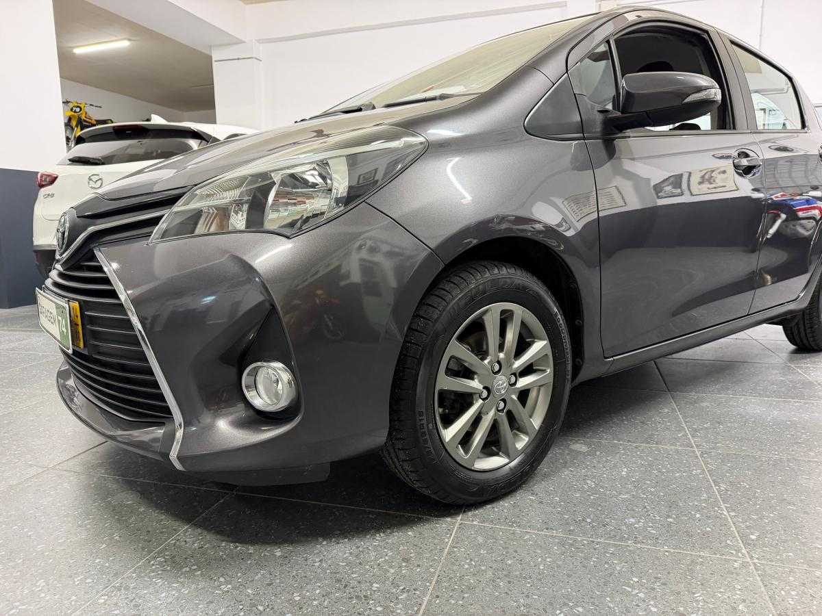 toyota-yaris-2014-gasolina-1329cc