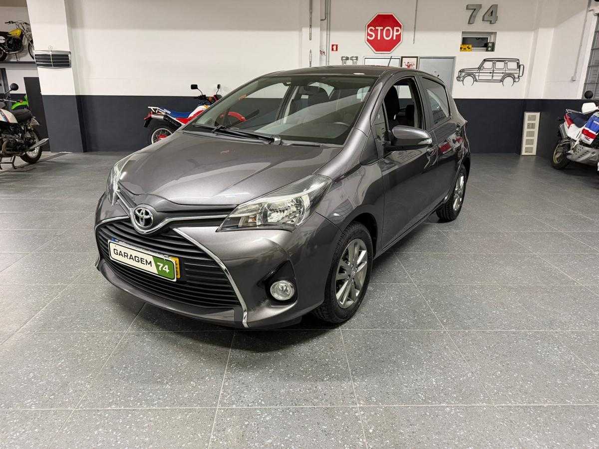 toyota-yaris-2014-gasolina-1329cc