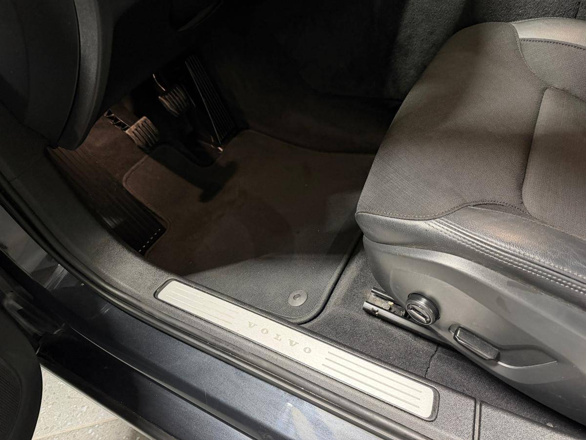volvo-v60-2019-diesel-1969cc