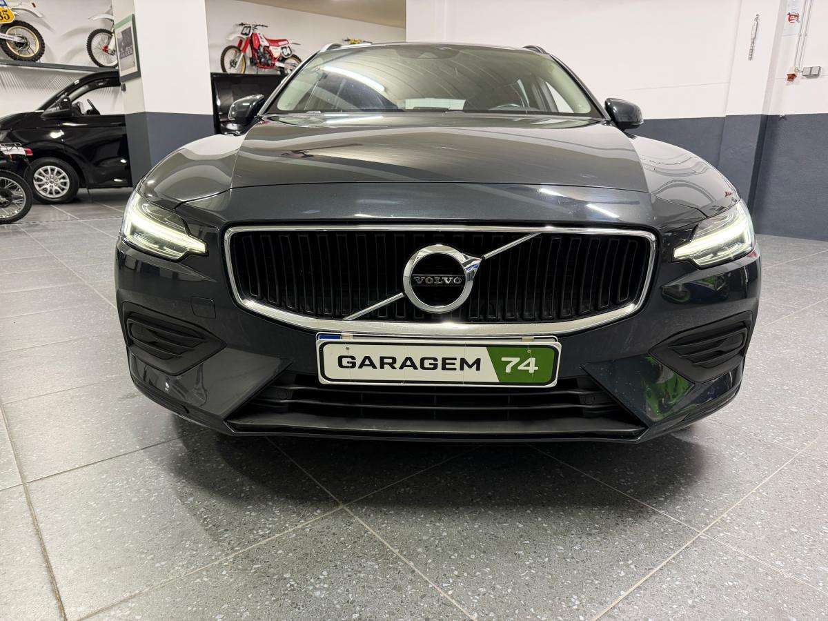 volvo-v60-2019-diesel-1969cc