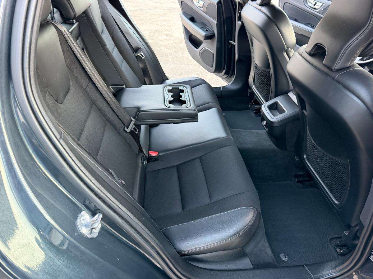 volvo-v60-2019-diesel-1969cc