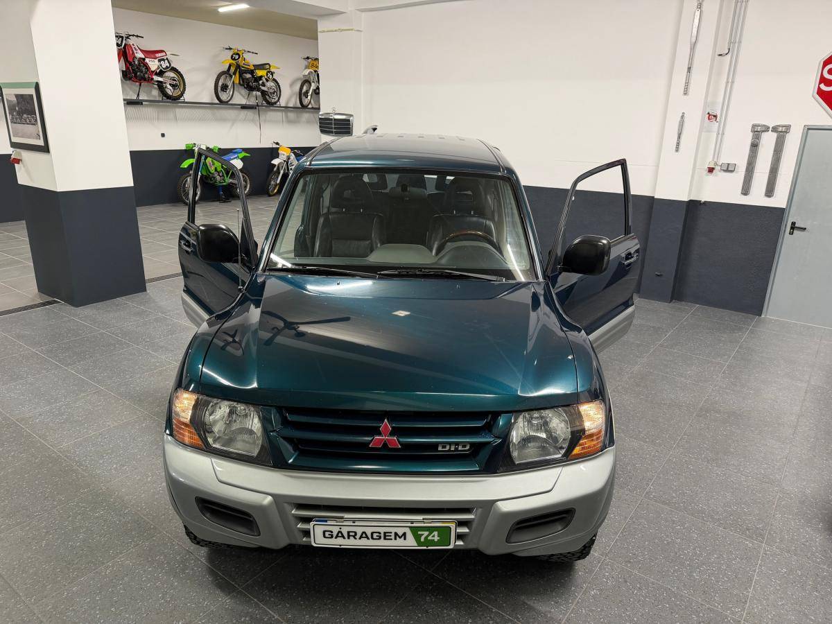 mitsubishi-pajero-2000-diesel-3200cc