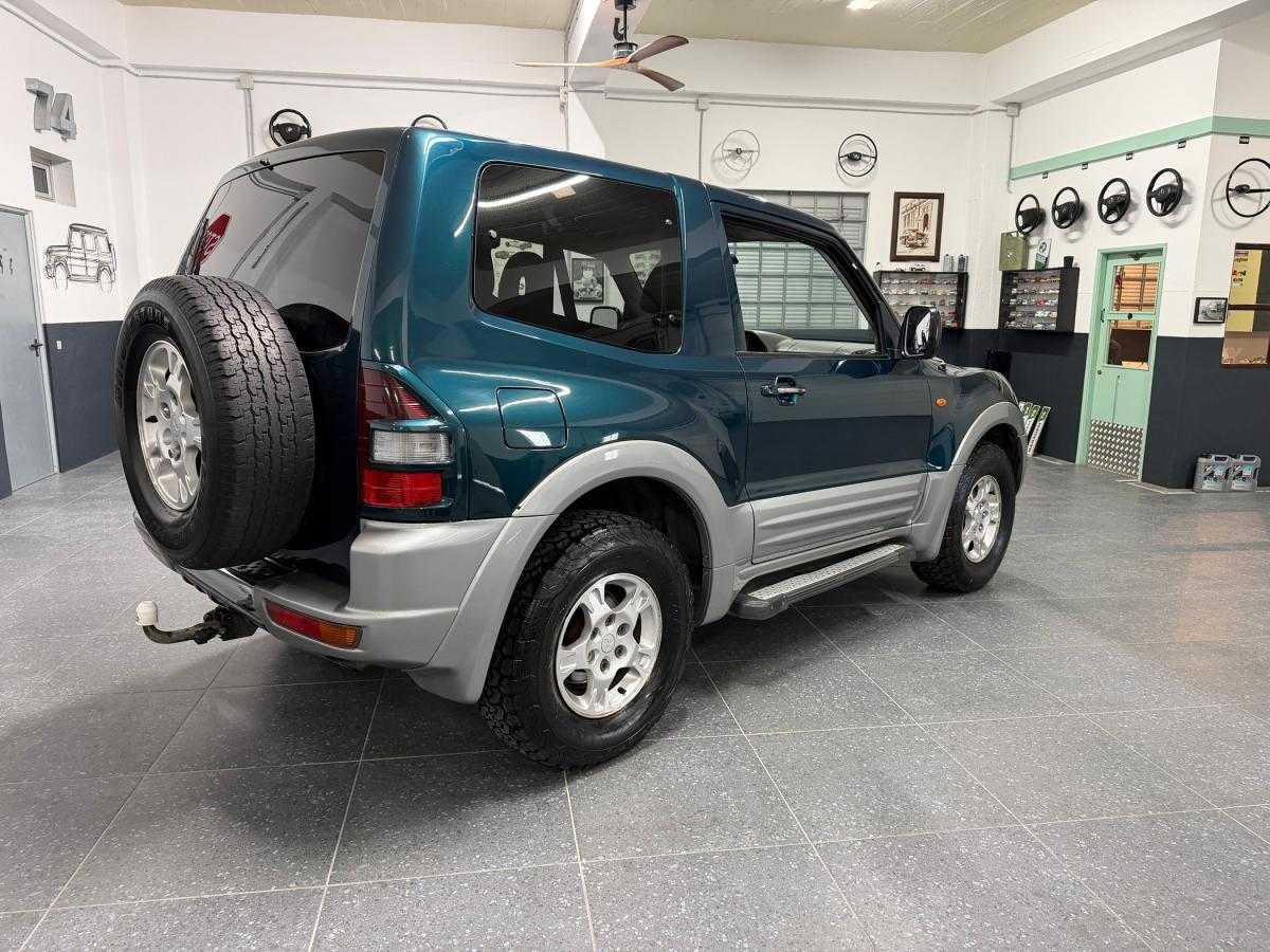 mitsubishi-pajero-2000-diesel-3200cc