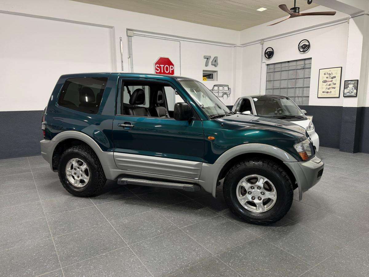 mitsubishi-pajero-2000-diesel-3200cc