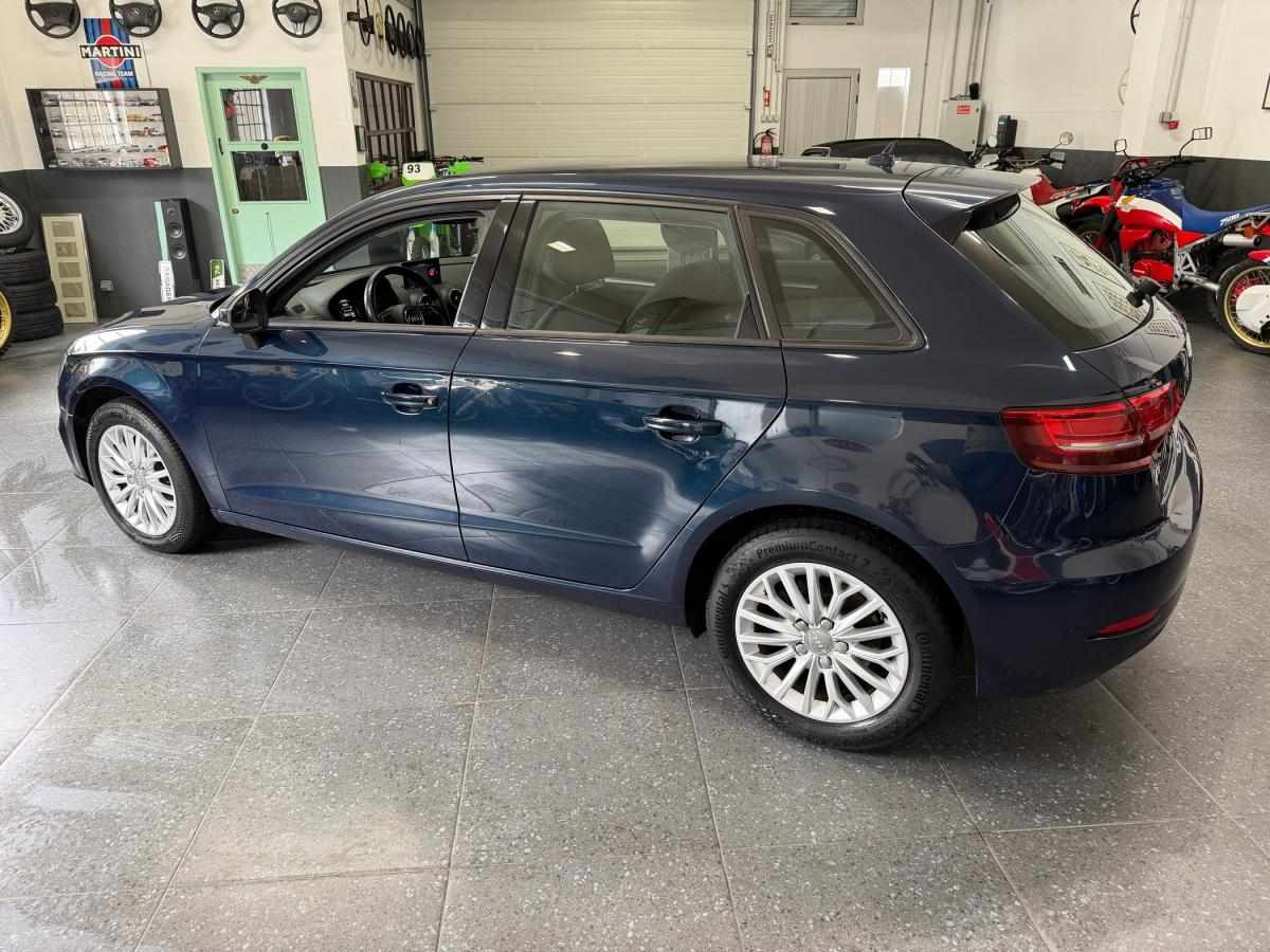 audi-a3-sportback-2016-diesel-1598cc