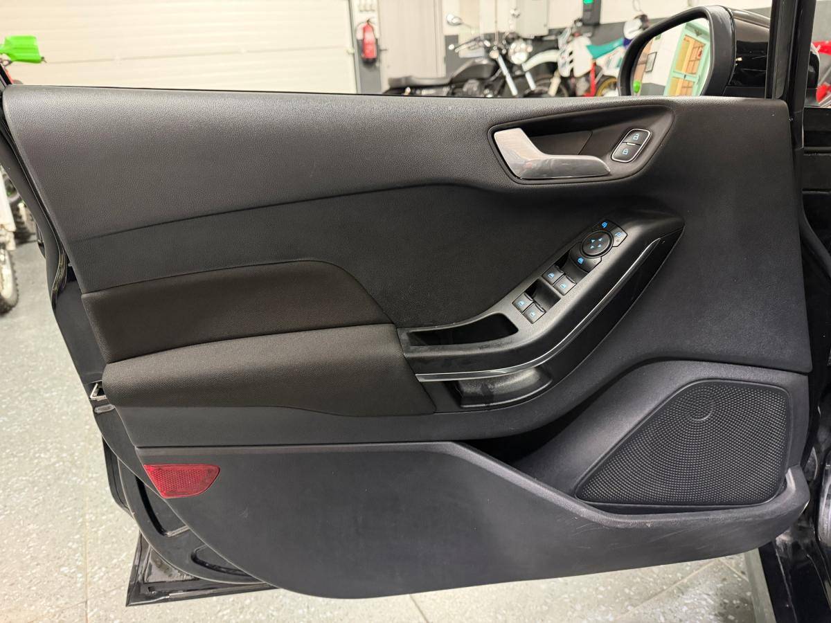 ford-fiesta-2022-gasolina-998cc