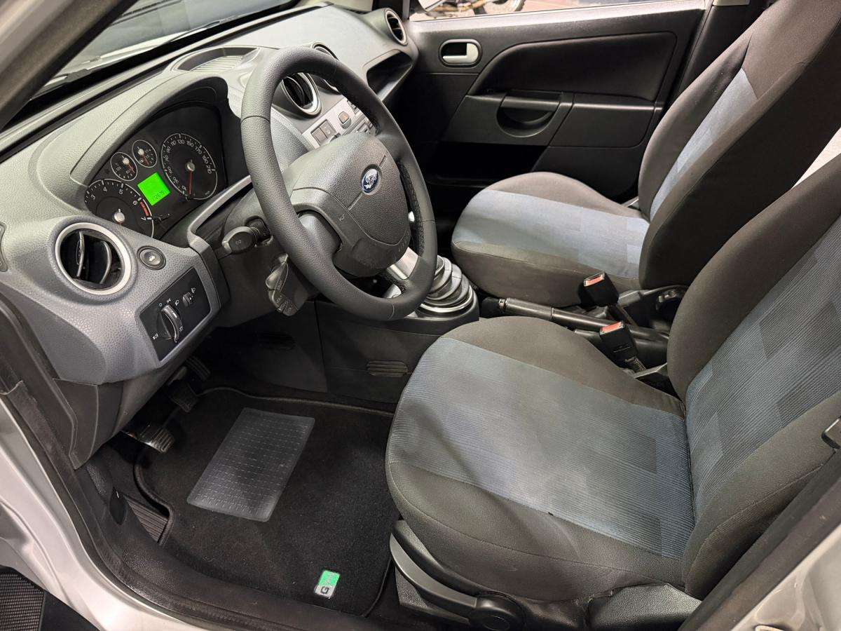 ford-fiesta-2007-gasolina-1242cc