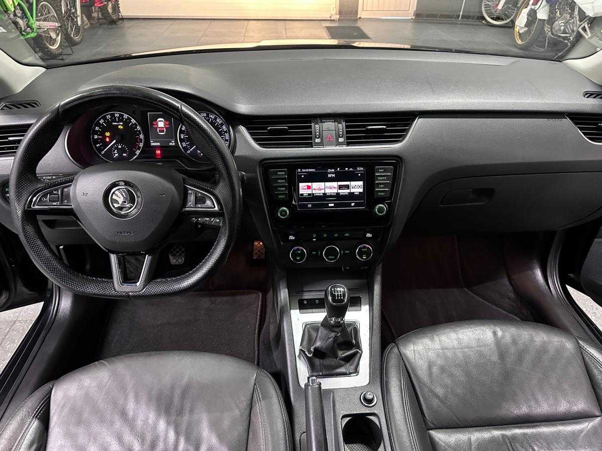 skoda-octavia-2016-diesel-1968cc
