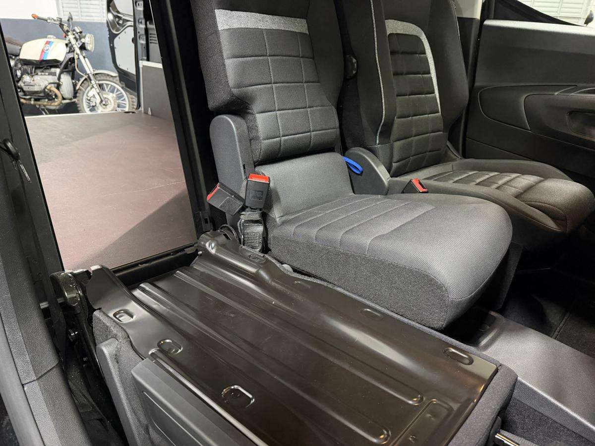 citroen-berlingo-2025-diesel-1499cc
