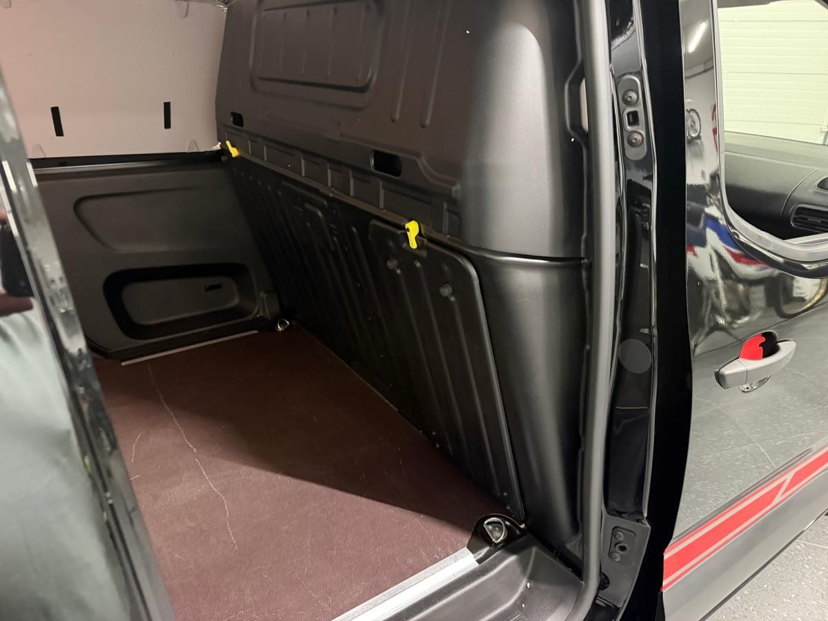 citroen-berlingo-2025-diesel-1499cc