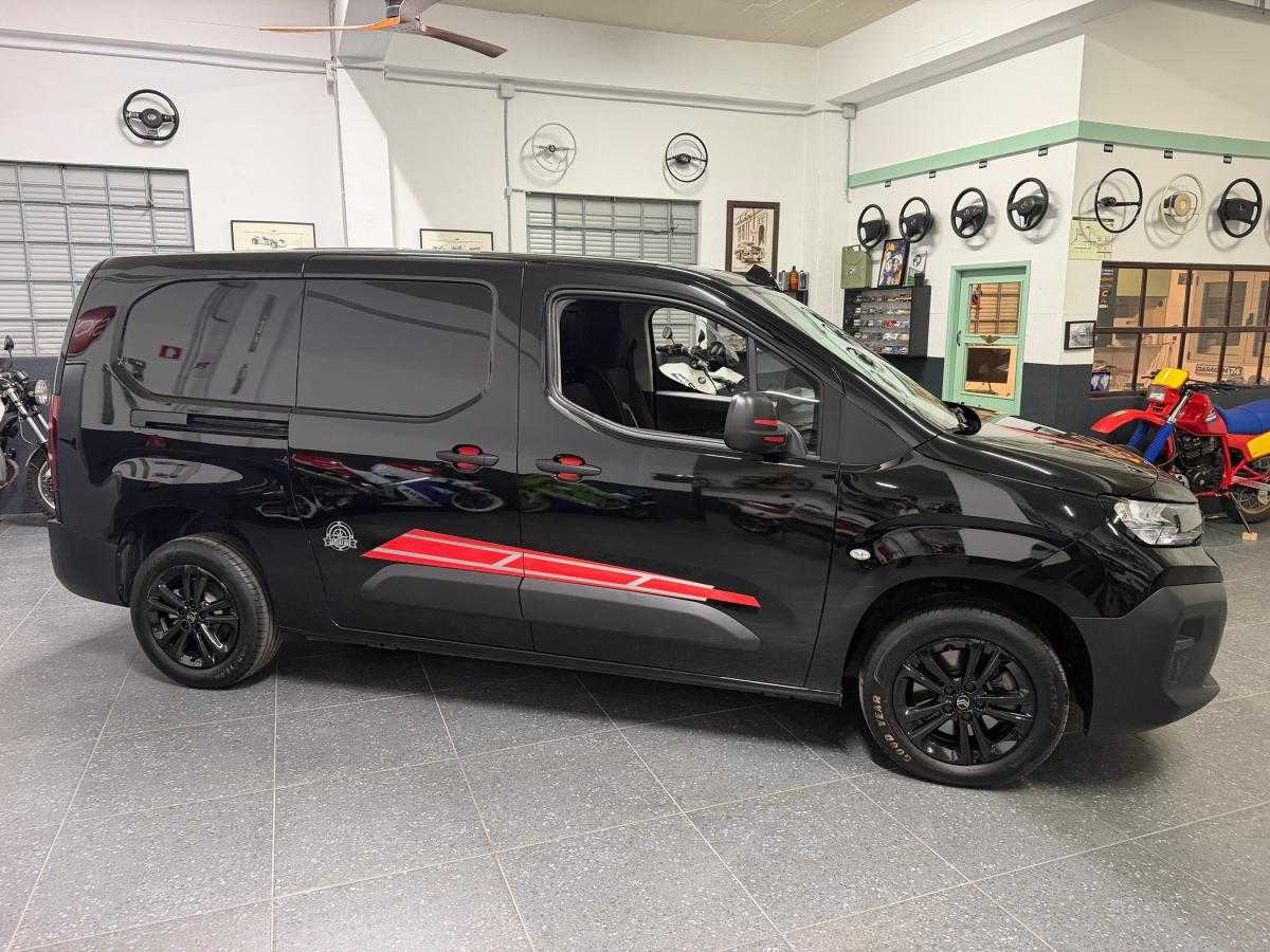 citroen-berlingo-2025-diesel-1499cc