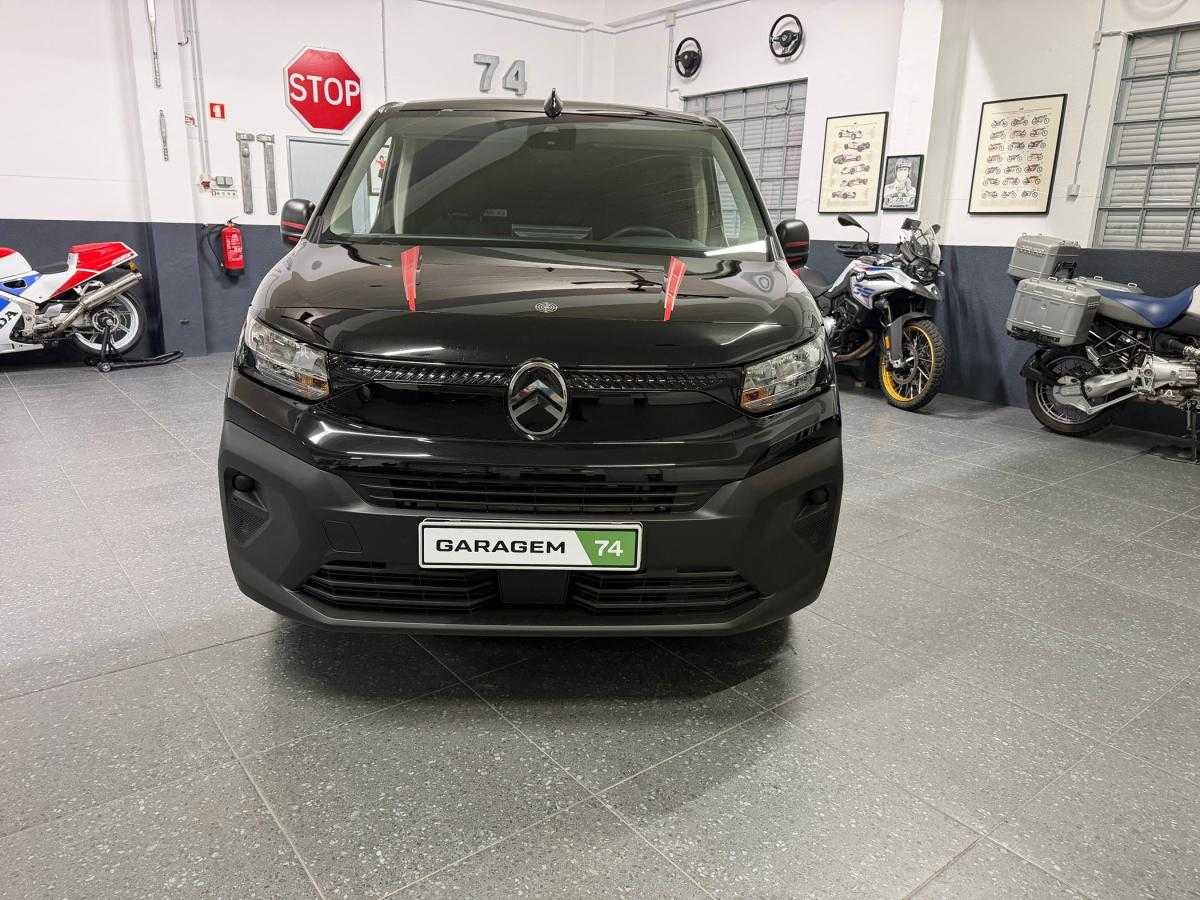 citroen-berlingo-2025-diesel-1499cc
