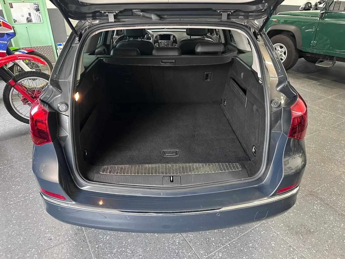 opel-astra-sport-tourer-2016-diesel-1598cc