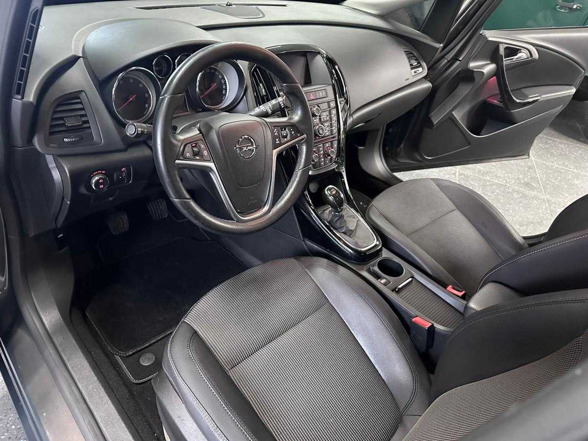 opel-astra-sport-tourer-2016-diesel-1598cc