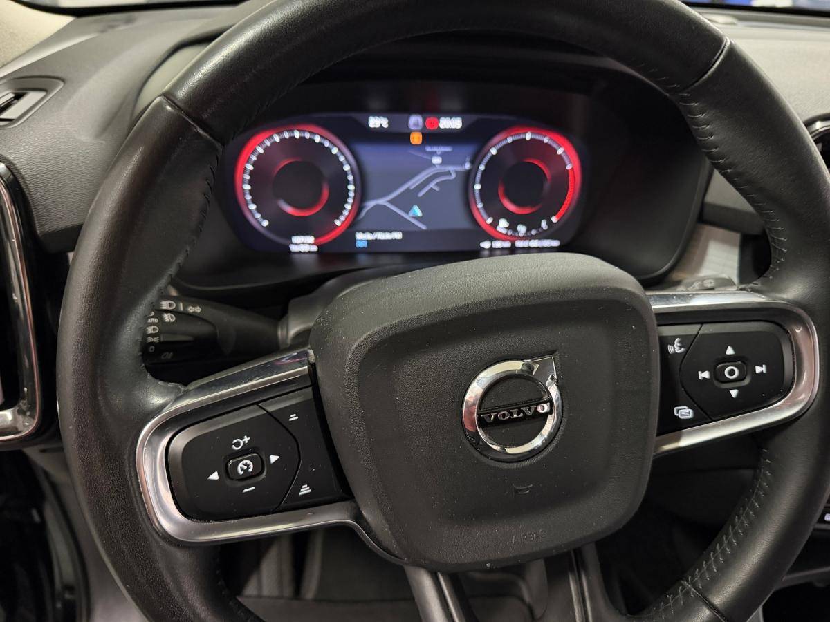 volvo-xc40-2021-diesel-1969cc