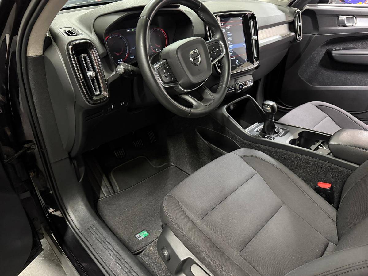 volvo-xc40-2021-diesel-1969cc