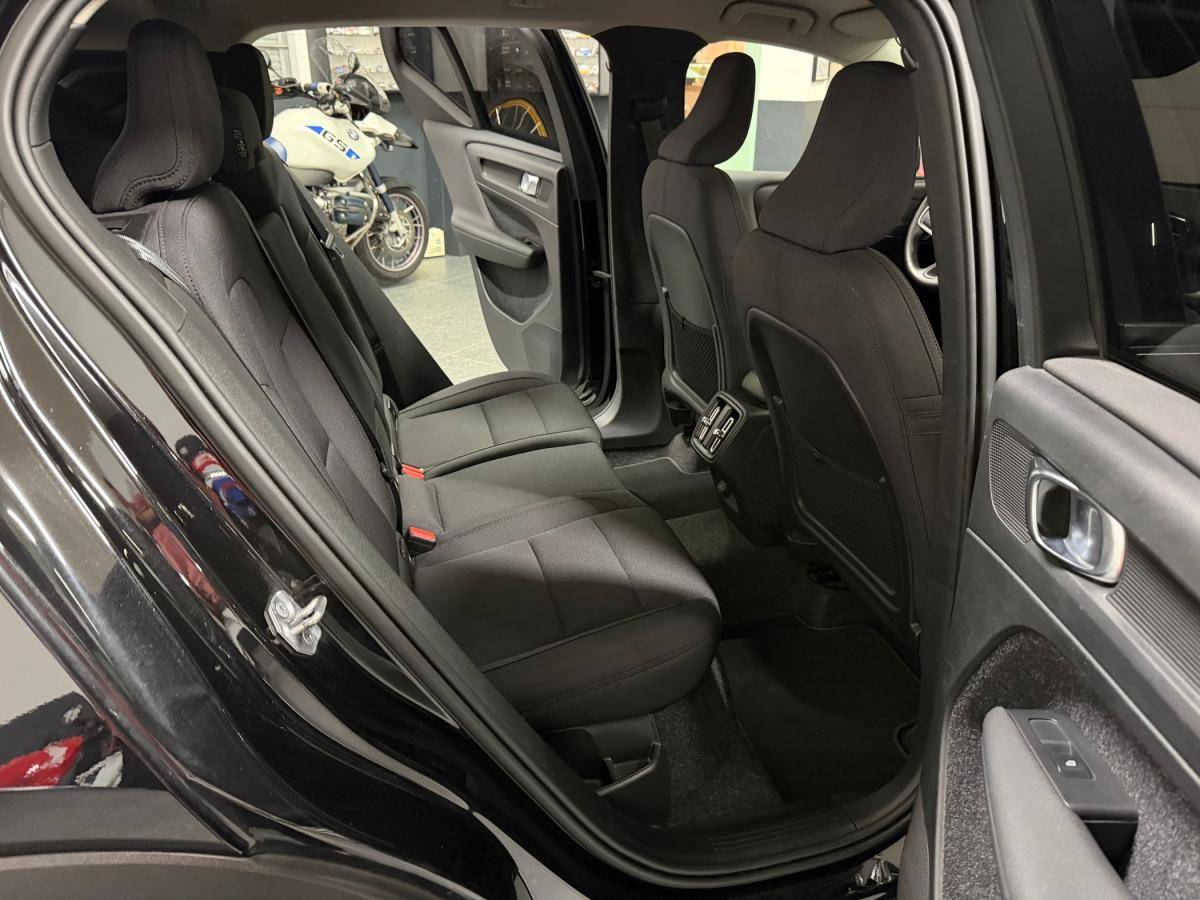 volvo-xc40-2021-diesel-1969cc