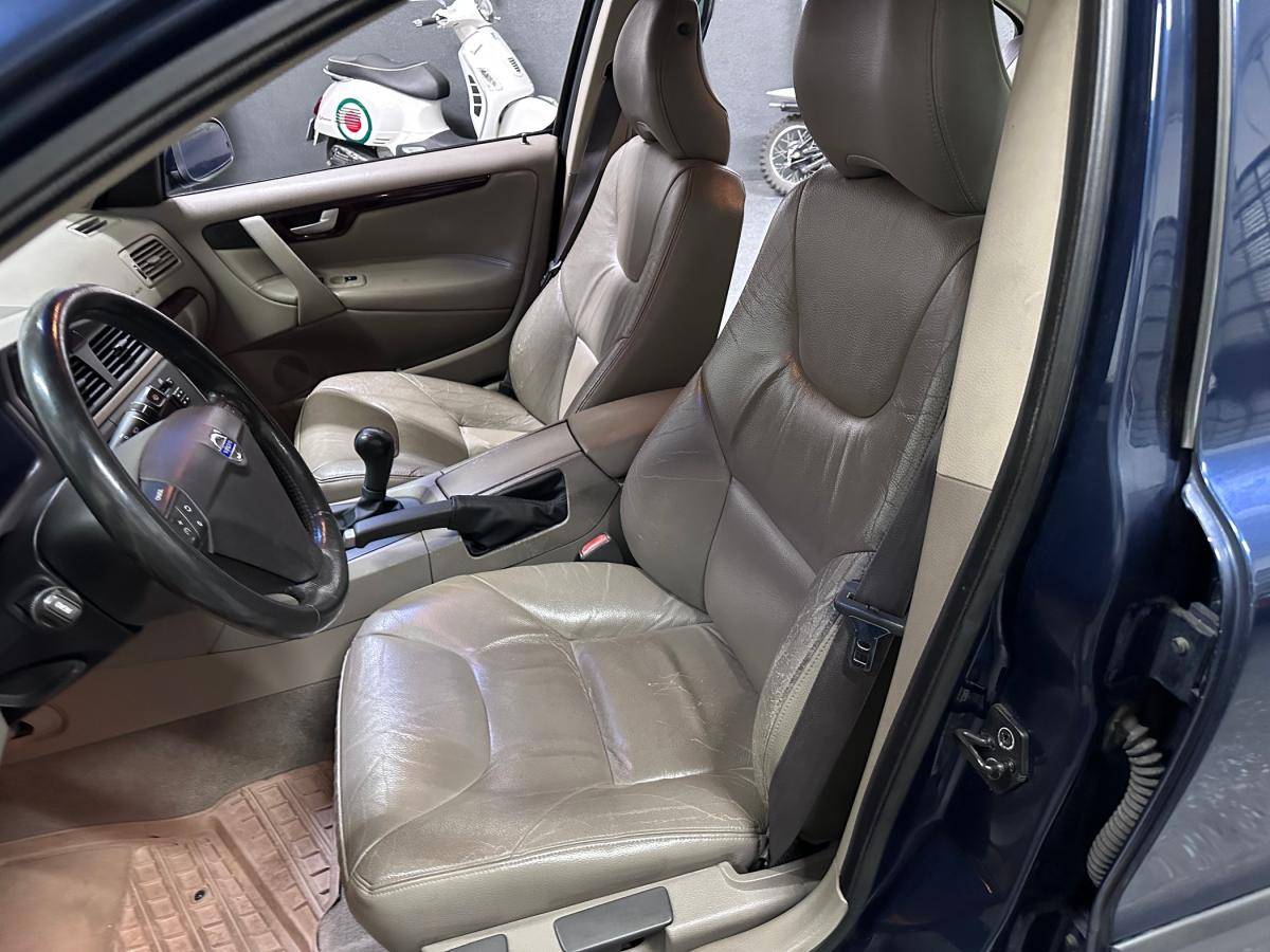 volvo-s60-2004-diesel-2401cc