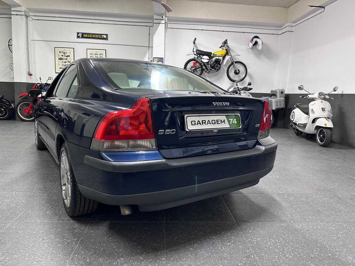 volvo-s60-2004-diesel-2401cc
