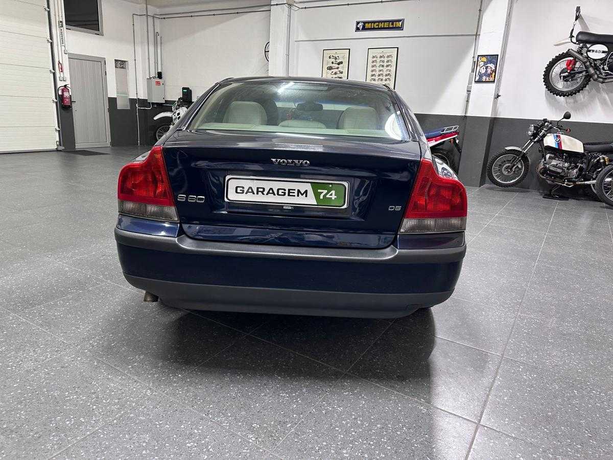 volvo-s60-2004-diesel-2401cc