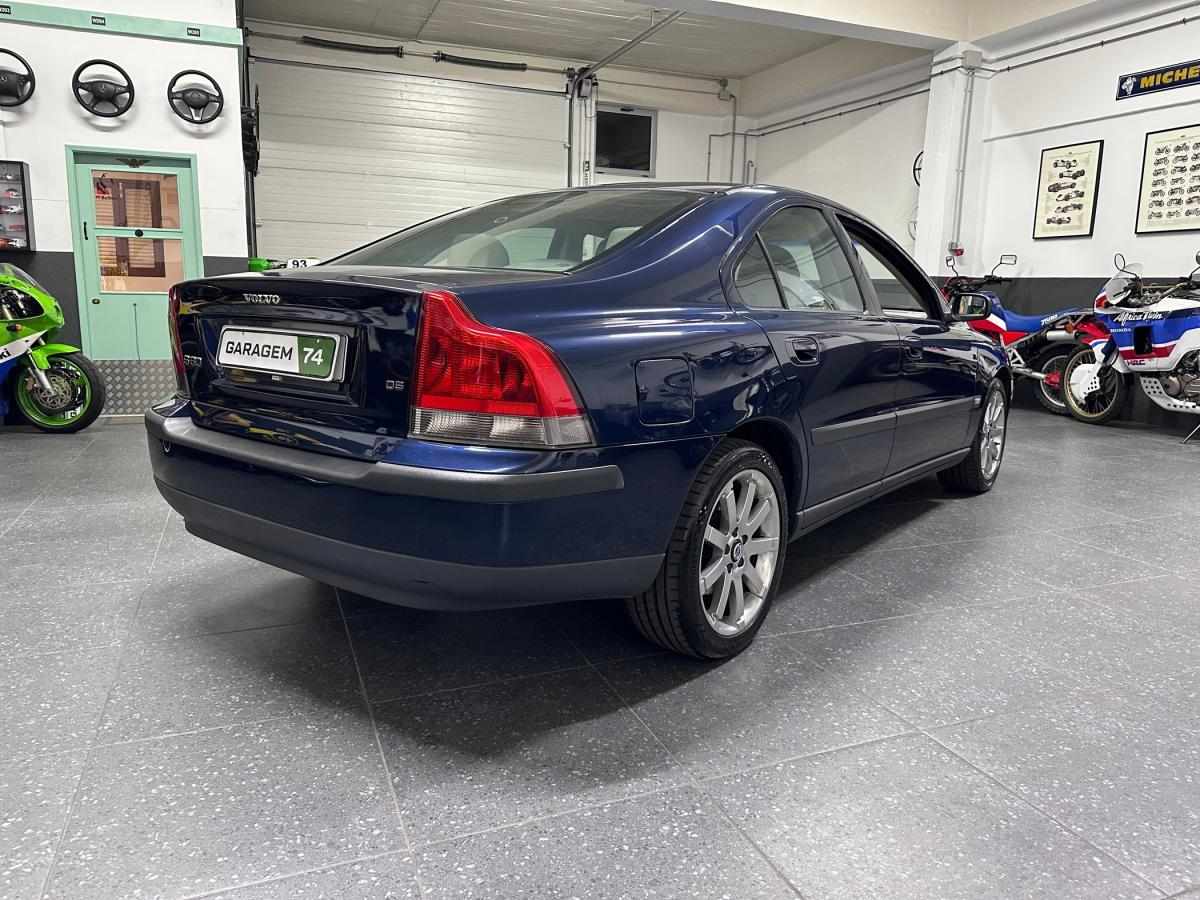 volvo-s60-2004-diesel-2401cc