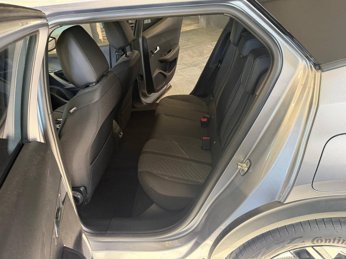 peugeot-2008-2025-hibrido-a-gasolina-1199cc