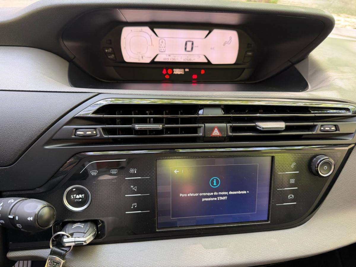 citroen-c4-2017-diesel-1560cc
