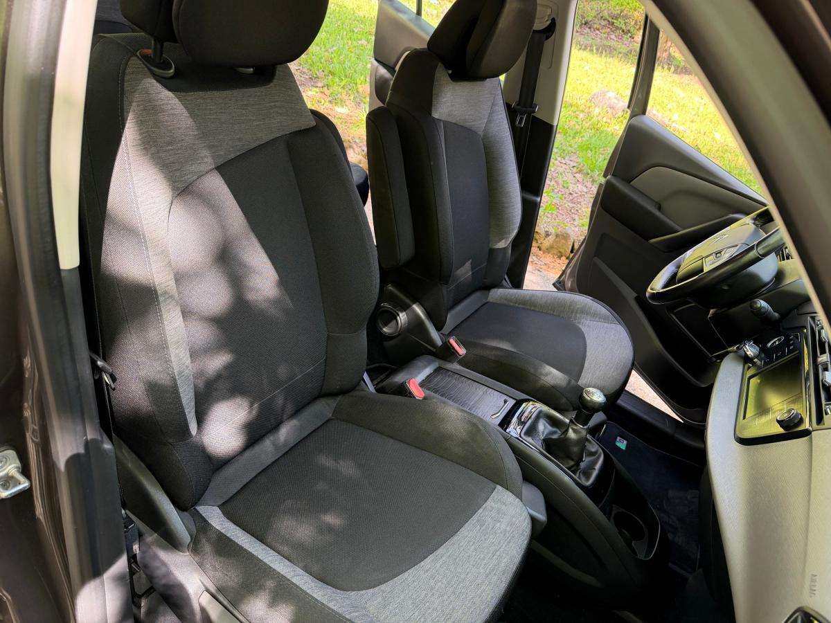 citroen-c4-2017-diesel-1560cc
