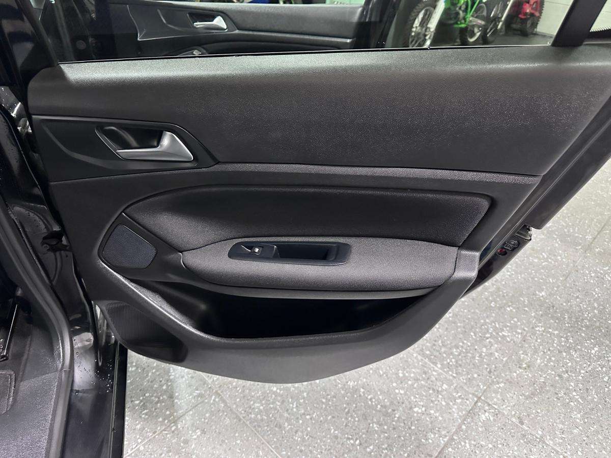 peugeot-308-2019-diesel-1499cc