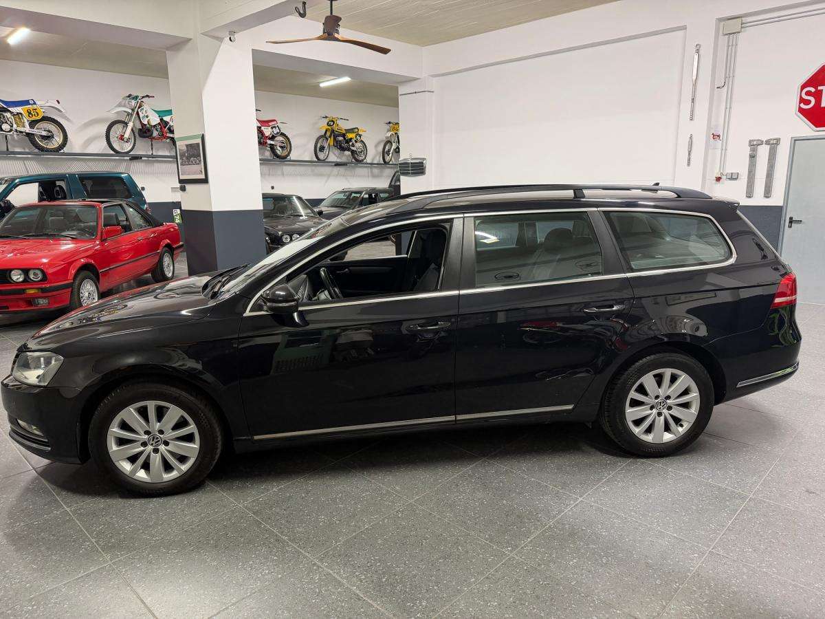 volkswagen-passat-variant-2013-diesel-1598cc