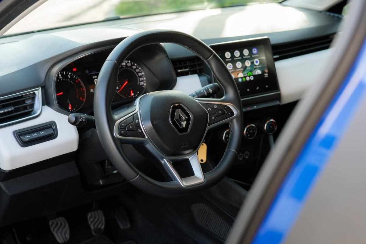 renault-clio-1-0-91cv-2023-gasolina-999cc