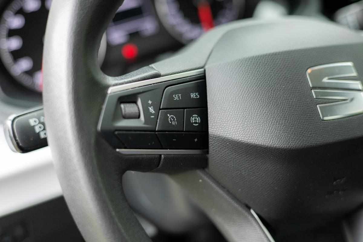 seat-arona-1-0-tsi-2022-gasolina-999cc