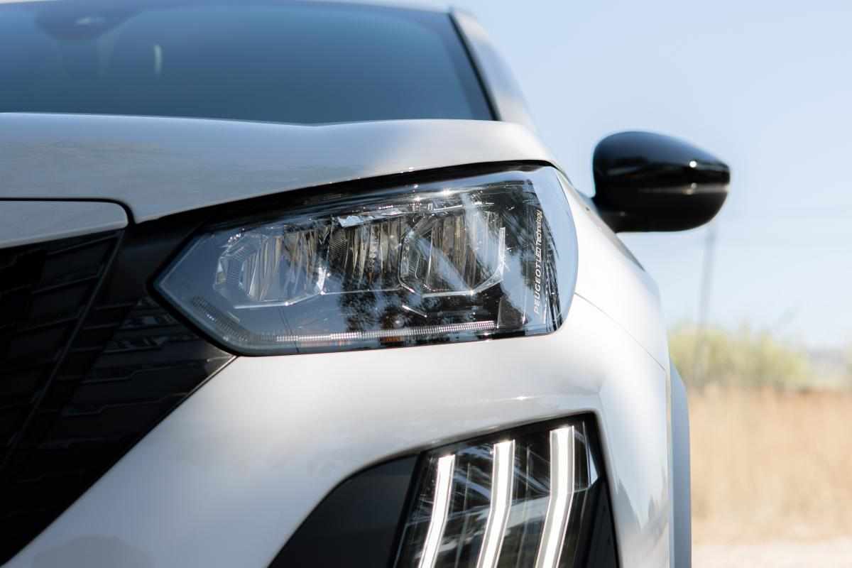 peugeot-2008-1-2-puretech-2024-gasolina-1199cc