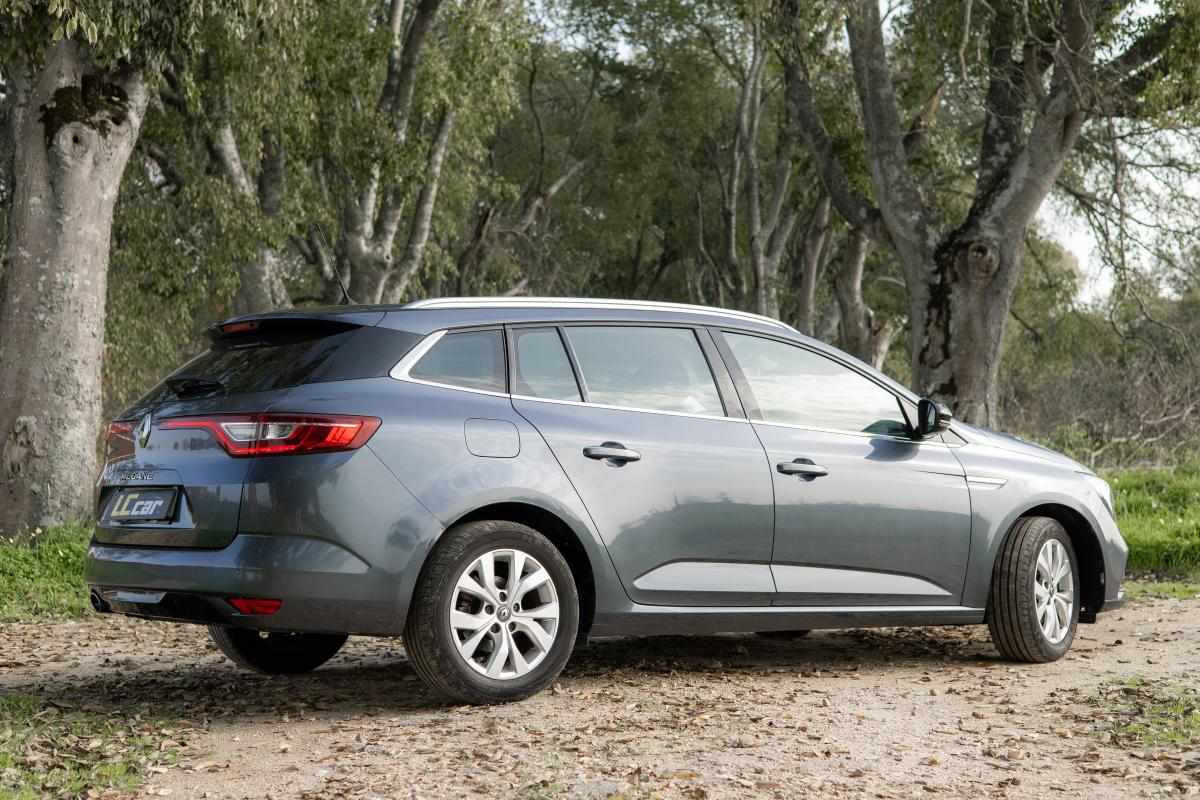 renault-megane-1-6-sce-2018-gasolina-1197cc