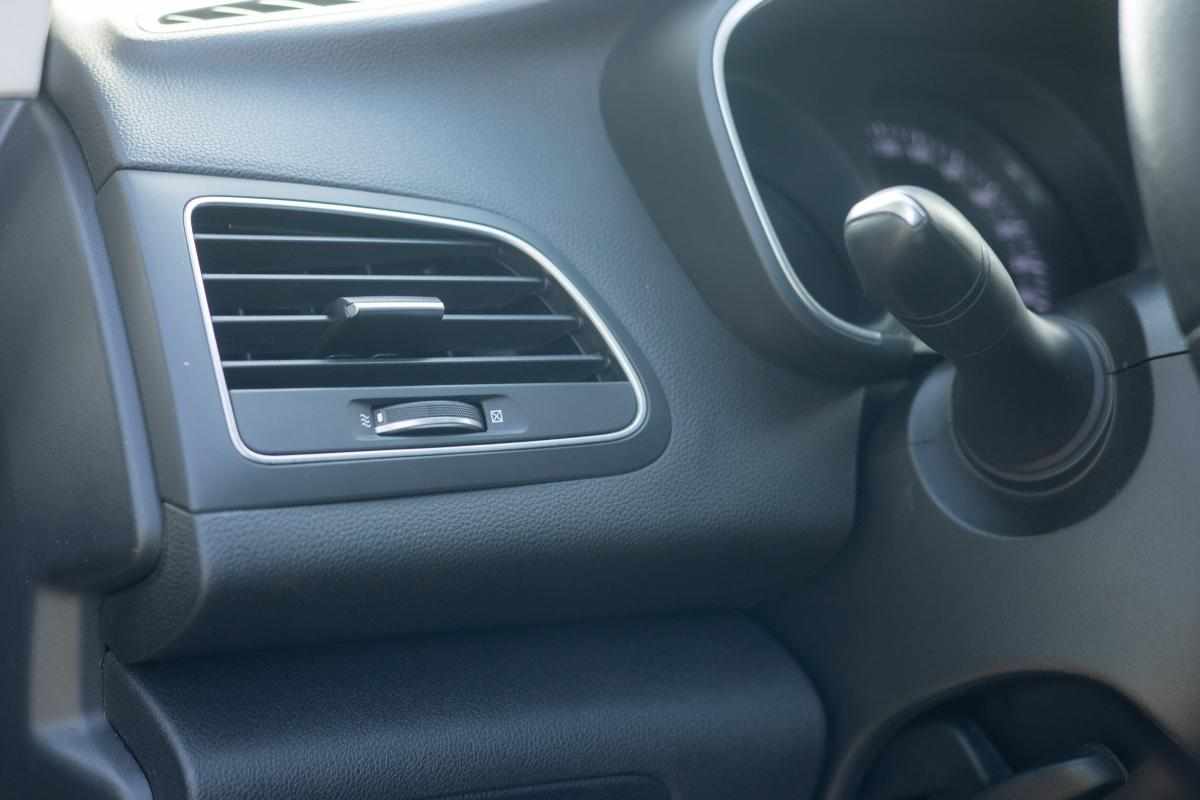 renault-megane-1-6-sce-2018-gasolina-1197cc