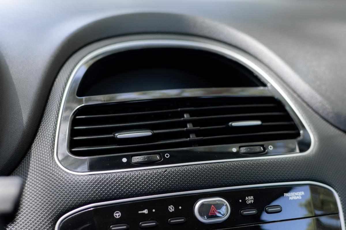 fiat-punto-1-2-ss-2016-gasolina-1242cc