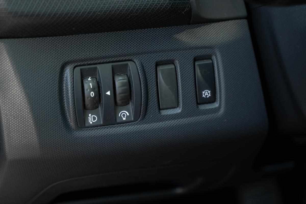 renault-clio-0-9-tce-2014-gasolina-898cc