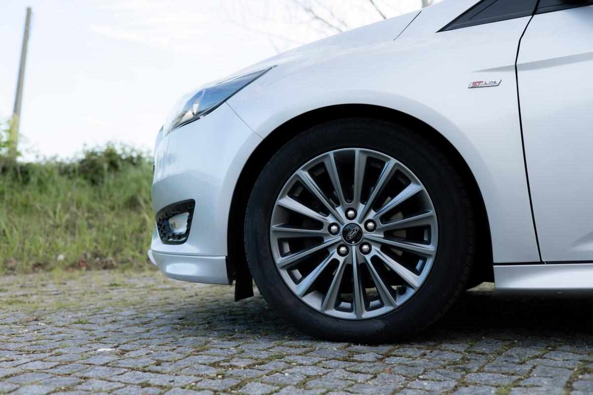 ford-focus-1-0-ecoboost-mild-hybrid-2018-gasolina-999cc
