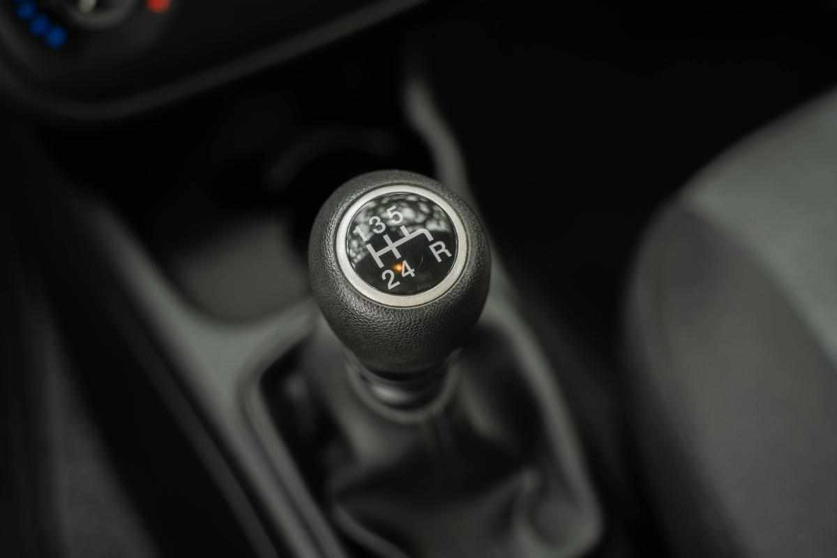 fiat-punto-1-2-ss-2015-gasolina-1242cc