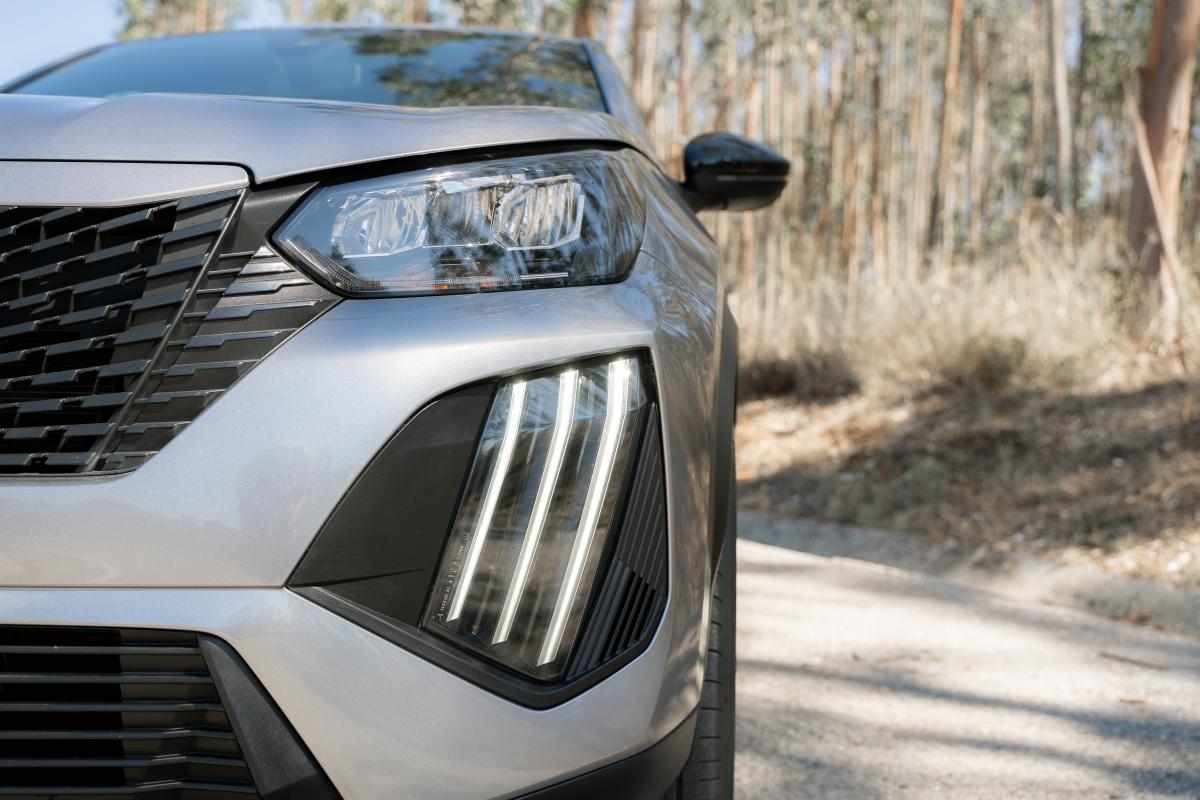 peugeot-2008-1-2-puretech-2024-gasolina-1199cc