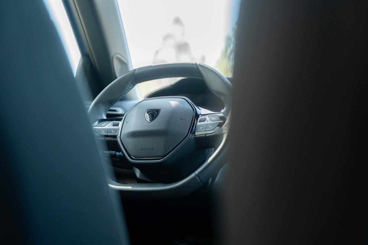 peugeot-2008-1-2-puretech-2024-gasolina-1199cc