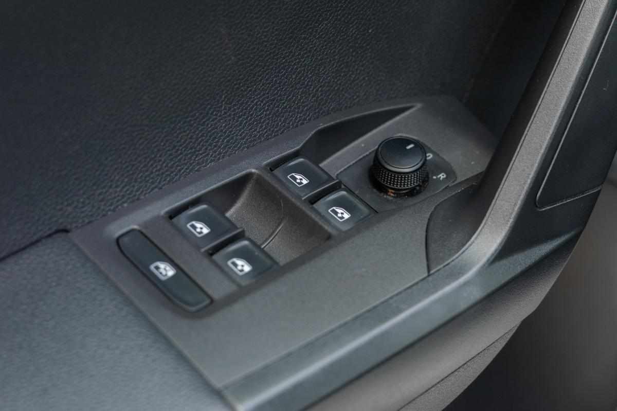 seat-ibiza-1-0-ecotsi-2023-gasolina-999cc