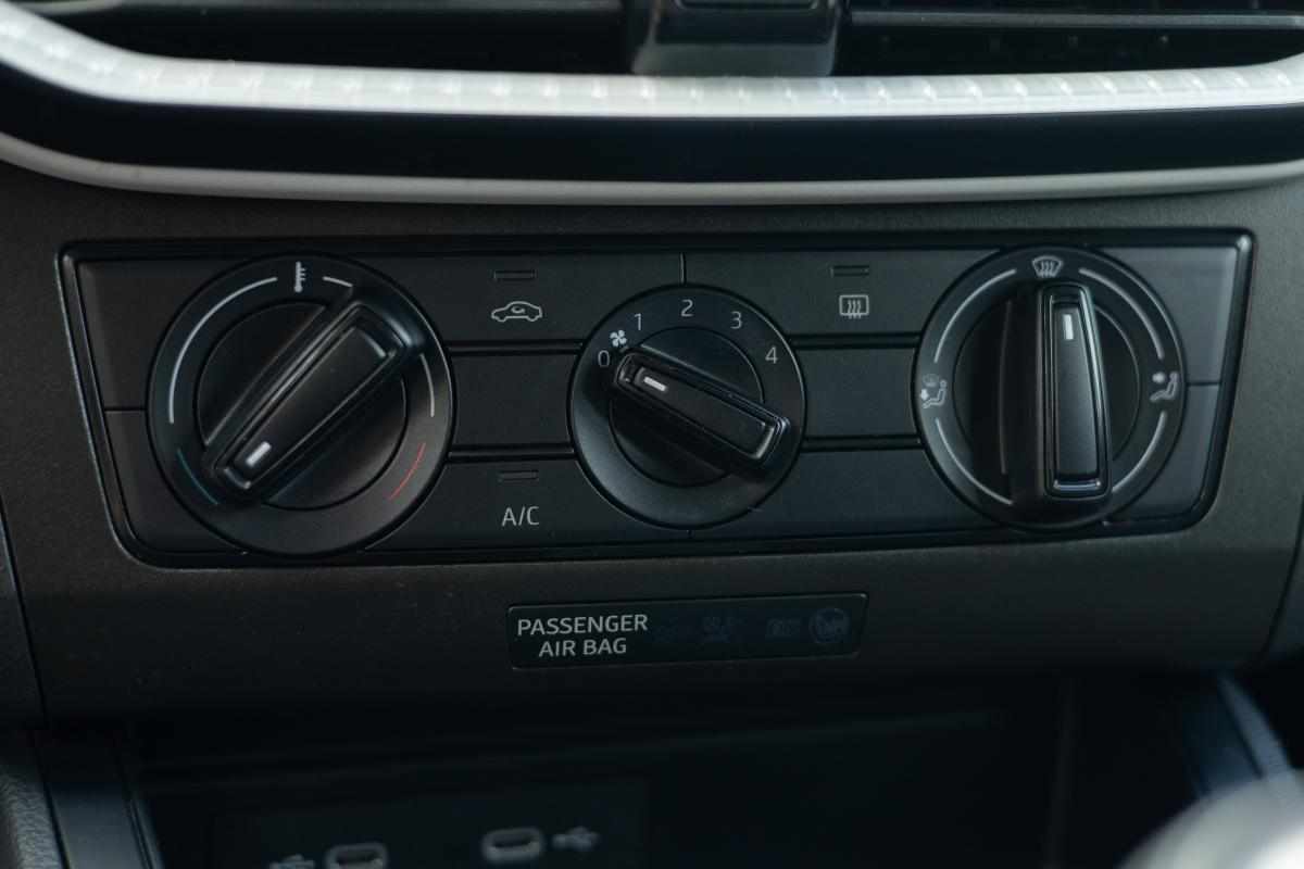 seat-ibiza-1-0-ecotsi-2023-gasolina-999cc