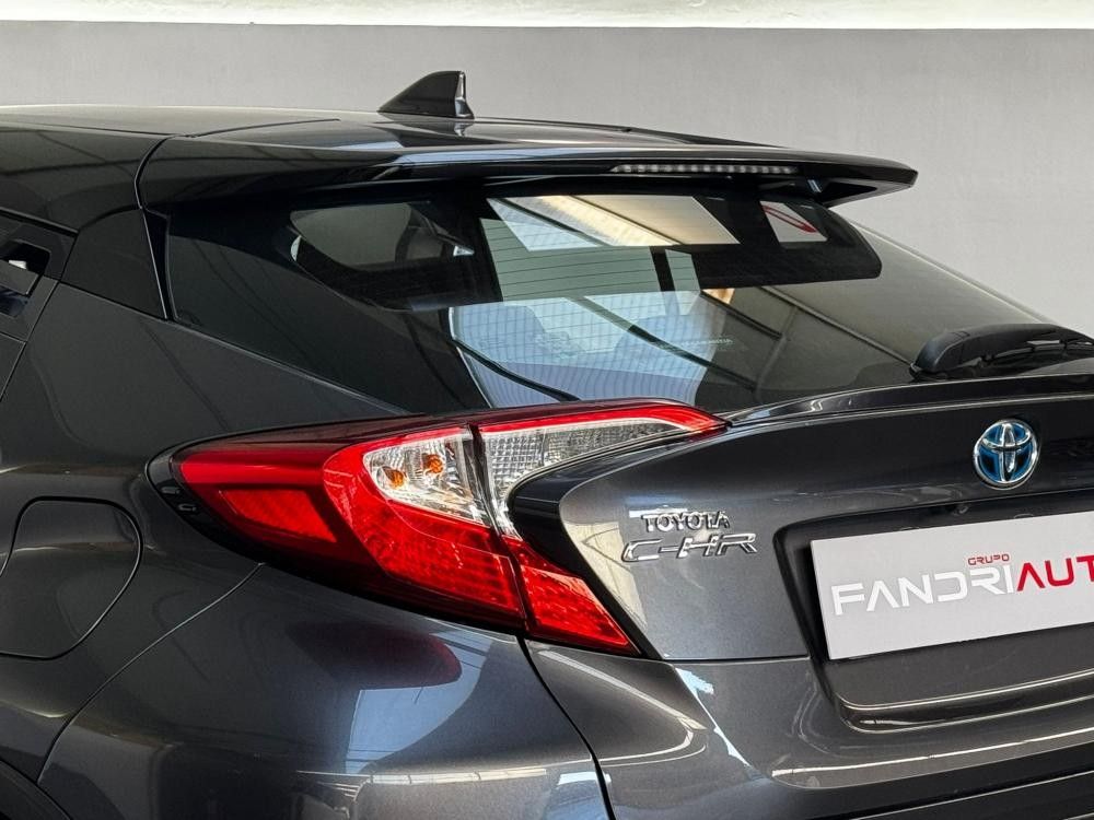 toyota-c-hr-2019-hibrido-a-gasolina-1798cc