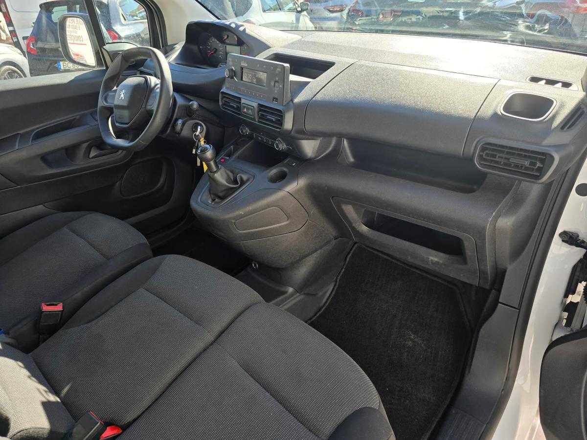 peugeot-partner-2020-diesel-1499cc
